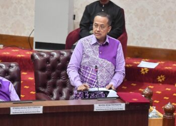 AHMAD Samsuri Mokhtar ketika berucap pada sesi penggulungan di Persidangan Dewan Undangan Negeri (DUN) Ke-15 di Wisma Darul Iman, Kuala Terengganu.