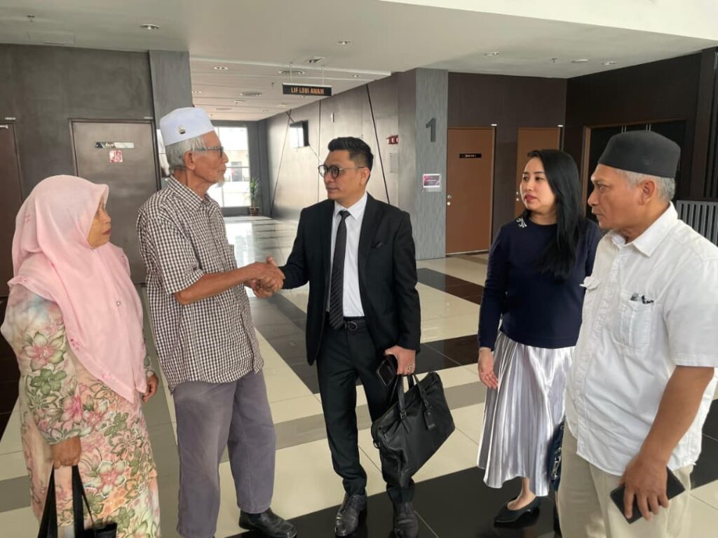 Ibu bersyukur perjuangan lebih sedekad bela Wan Ahmad Faris berjaya