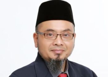 USTAZ AHMAD FAHMI DAUD