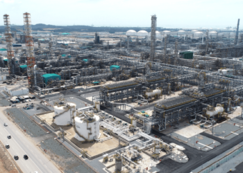 PETRONAS mengumumkan pengambilalihan pegangan ekuiti 50 ekuiti milik Aramco dalam PRefChem baru-baru ini.