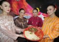 MAKANAN tradisional bukan sahaja melambangkan identiti bangsa, malah mampu mengeratkan perpaduan masyarakat serta menyumbang kepada ekonomi negara.