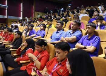 MAHASISWA dan graduan perlu memanfaatkan peluang untuk menimba ilmu, memperkukuh jaringan serta meneroka potensi diri dalam bidang keusahawanan.