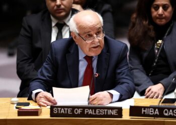 DUTA Palestin ke PBB, Riyad Mansour, berucap semasa mesyuarat Majlis Keselamatan PBB mengenai Asia Barat di ibu pejabat PBB di New York pada 18 Februari lalu.- AFP