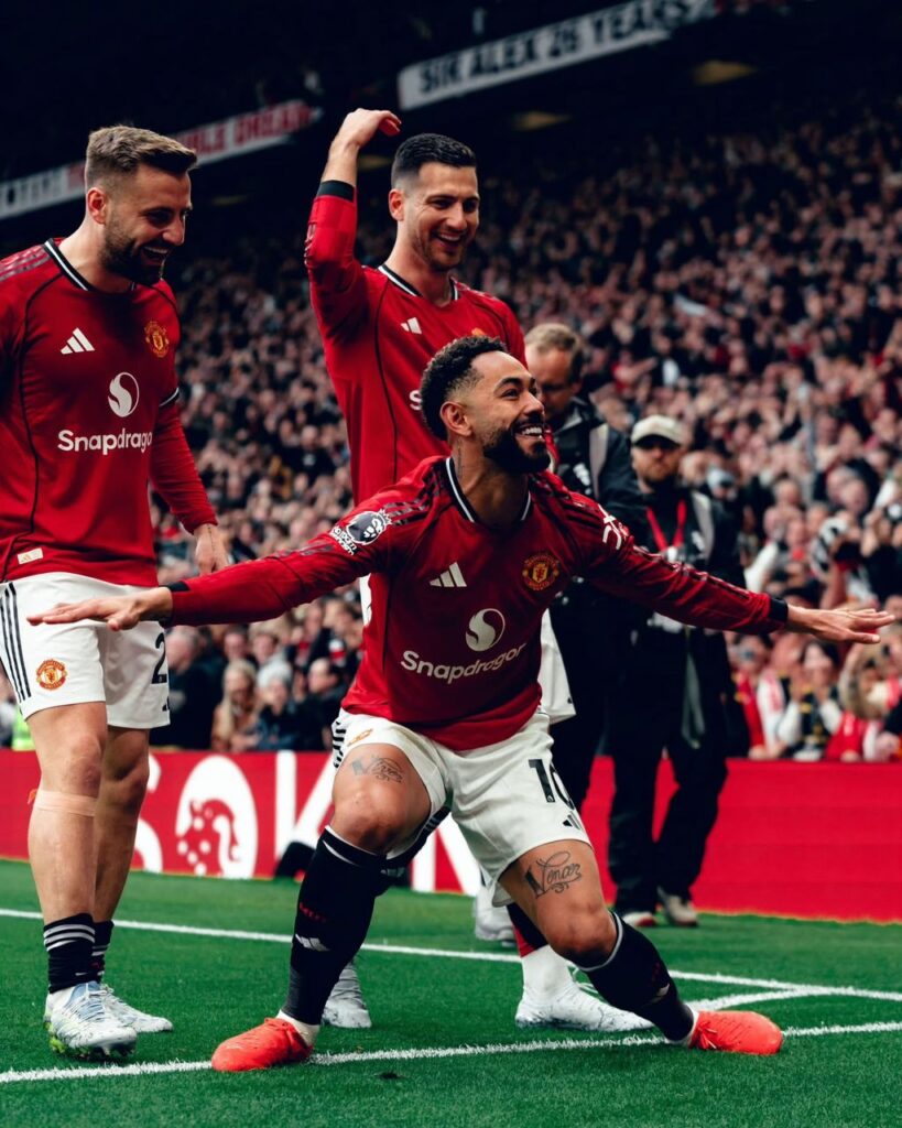 Carrick tersenyum, Slot bengang