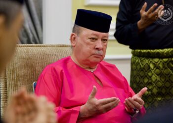 SULTAN Ibrahim mengurniakan 100 lembu untuk penyertaan ibadah korban sempena sambutan Aidiladha tahun ini. - FACEBOOK SULTAN IBRAHIM SULTAN ISKANDAR