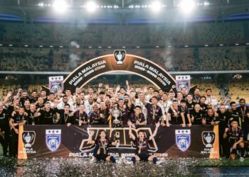 Pasukan JDT muncul juara selepas mengalahkan Kuching City FC 2-0 pada perlawanan akhir Piala Malaysia 2025/2026 di Stadium Nasional Bukit Jalil. -UTUSAN/ISKANDAR ISHAK