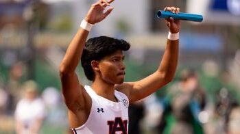 Muhammad Azeem Fahmi bantu Universiti Auburn menjuarai acara 4x100 meter (m) pada Kejohanan SEC di Auburn, Amerika Syarikat (AS), semalam. - FB AZEEM FAHMI