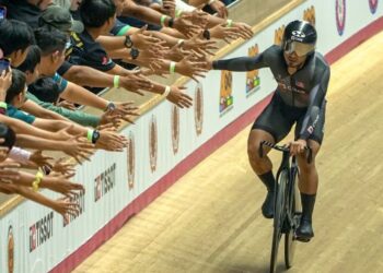 Muhammad Azizulhasni Awang berpotensi disenaraikan semula ke dalam program elit Road To Gold (RTG) sekiranya berjaya memenuhi syarat prestasi yang ditetapkan Jawatankuasa RTG. - UTUSAN