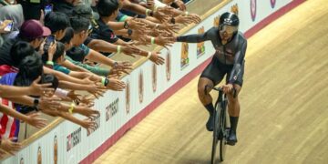 Muhammad Azizulhasni Awang berpotensi disenaraikan semula ke dalam program elit Road To Gold (RTG) sekiranya berjaya memenuhi syarat prestasi yang ditetapkan Jawatankuasa RTG. - UTUSAN