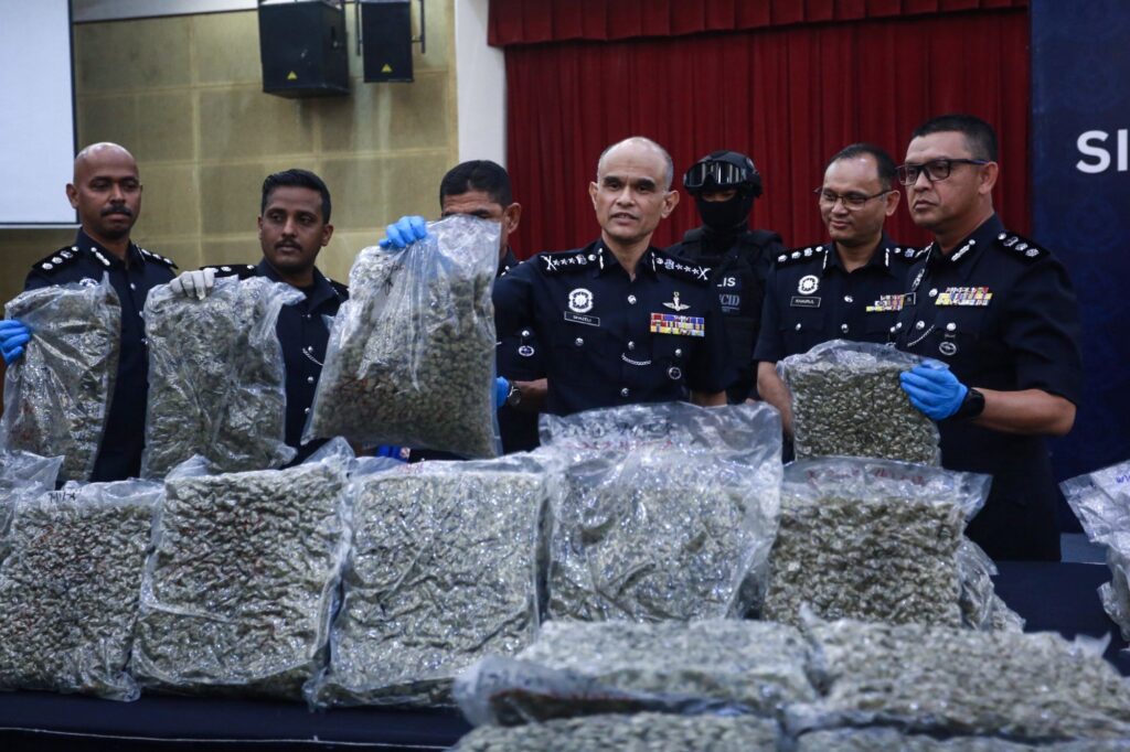Lebih 690kg dadah dirampas di KLIA sejak April