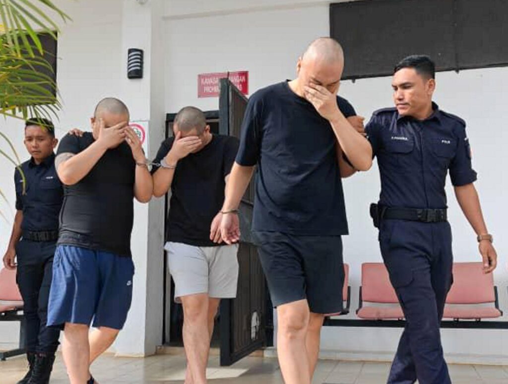 Tiga tidak mengaku culik rakan senegara, tuntut tebusan RM40j