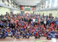 PANDAK Ahmad bersama 200 kanak-kanak berusia antara lima dan 15 tahun yang menyertai acara berkhatan Program Sunathon Hero Iskandar Puteri 2.0 di Dewan Taman Pulai Utama, Iskandar Puteri, Johor.