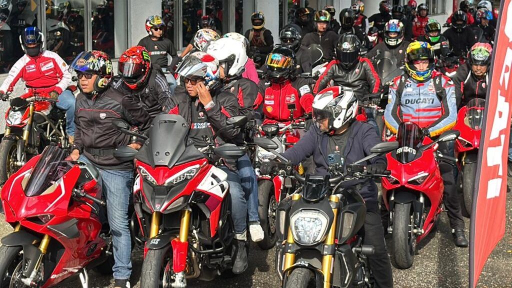 200 Ducati cipta sejarah tawan Menara 118