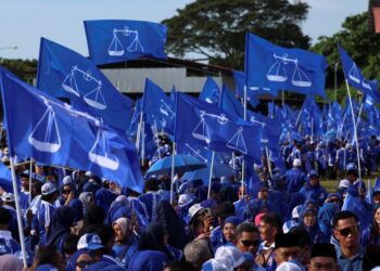 BN dan UMNO perlu bertanding solo pada pada PRU-16 kelak dengan sasaran mampu memenangi 112 kerusi.