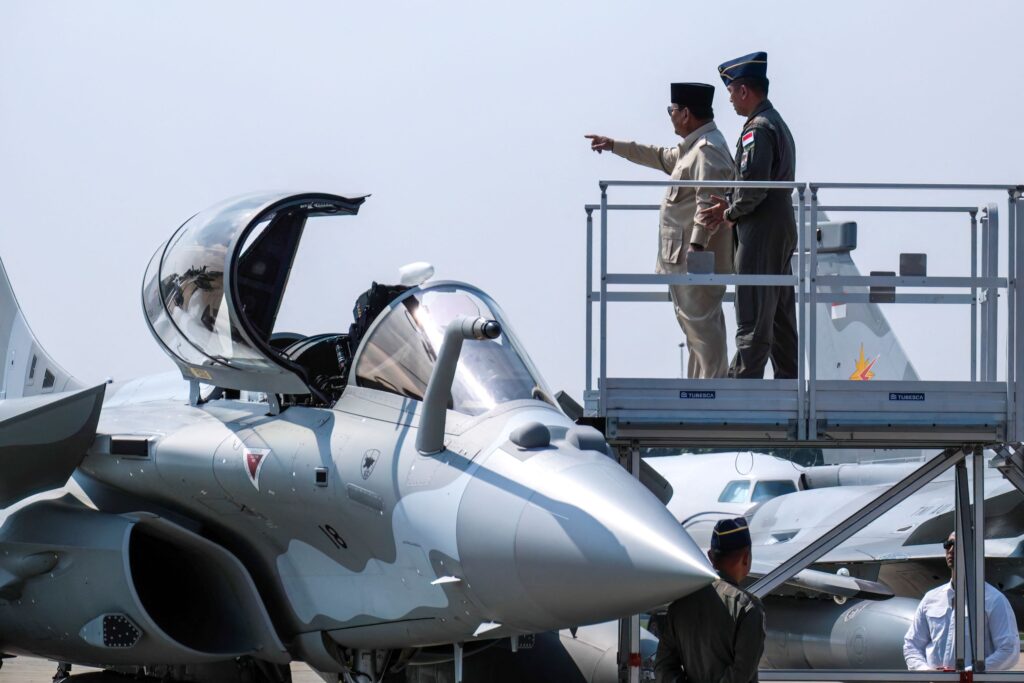 Prabowo tinjau jet pejuang baru Indonesia buatan Perancis