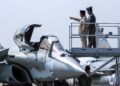 PRABOWO (kiri) meninjau jet tempur Rafale. - AFP