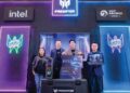 JOHNSON Seet (dua kiri) bersama Presiden Operasi Pan Asia Pasifik Acer Inc, Andrew Hou (dua kanan) ketika pelancaran produk baharu Predator keluaran Acer baru-baru ini.