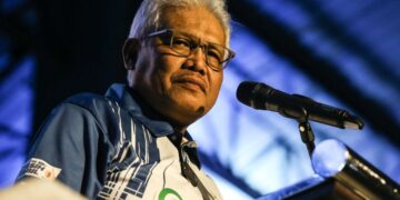 HAMZAH ZAINUDDIN
