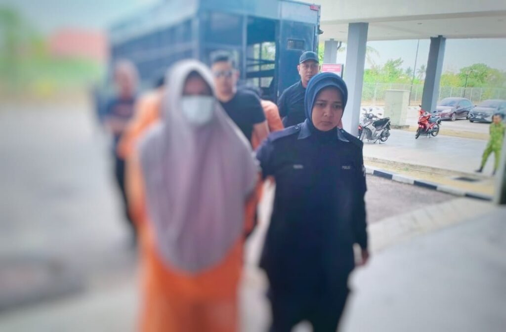 Tikam gadis 61 kali, empat individu direman