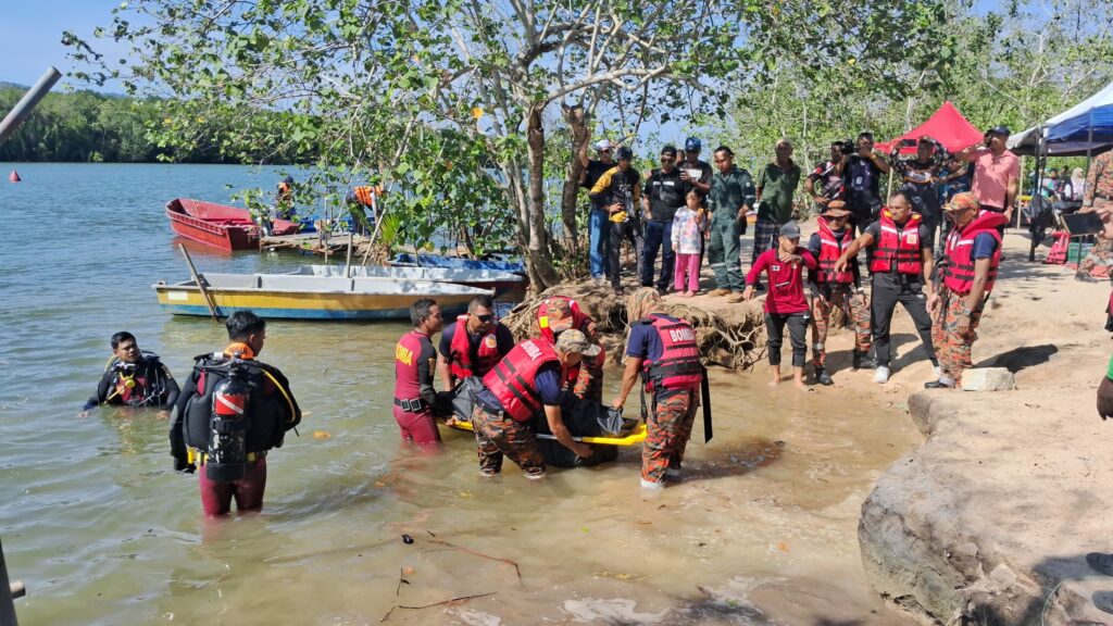 Mayat mangsa lemas di Paka dijumpai, adiknya masih hilang