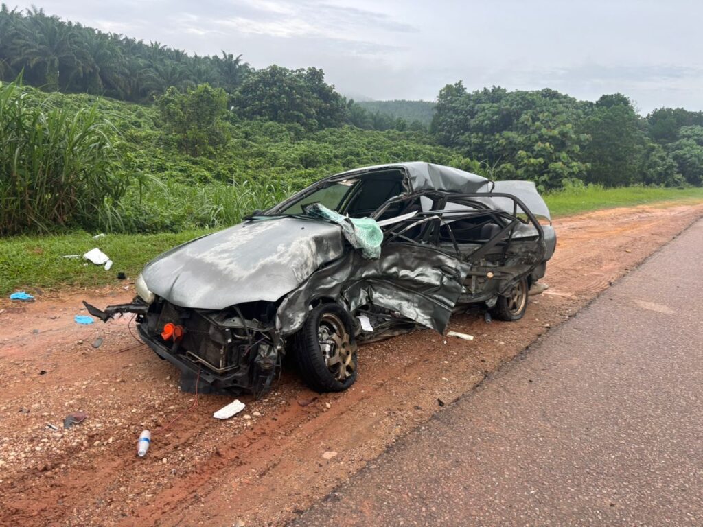 Pegawai kanan polis IPD Kuantan, isteri maut kemalangan di Jalan Kuantan-Segamat