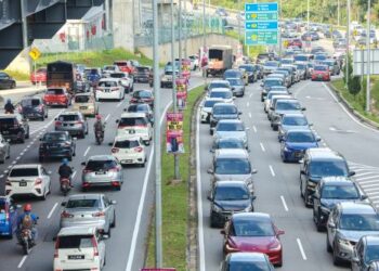 KESESAKAN lalu lintas di ibu negara. - GAMBAR HIASAN