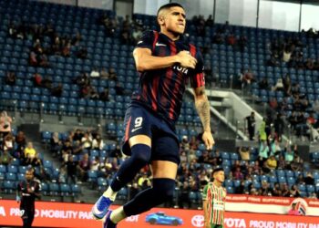 Bergson Da Silva  penjaring terbanyak Liga Super selepas meledak 27 gol pada musim ini. - UTUSAN/RAJA JAAFAR ALI