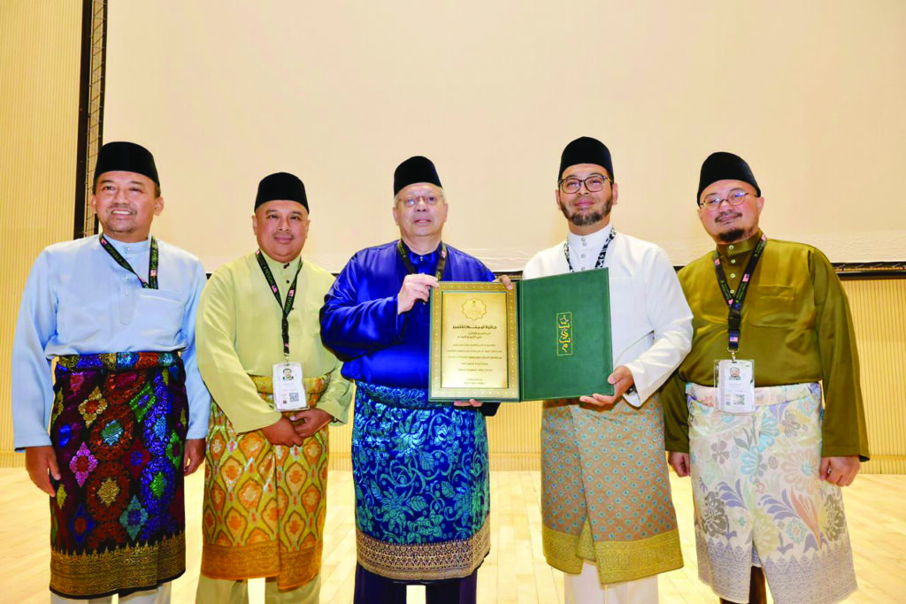 Malaysia sekali lagi rangkul Anugerah Labbaitom