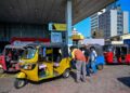 HARGA petrol dinaikkan kerana mengikut pelan IMF. - AFP