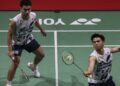 Goh Sze Fei-Nur Izzuddin Mohd Rumsani akan meneruskan latihan bersama beregu naungan Persatuan Badminton Malaysia (BAM). - UTUSAN/SHIDDIEQIIN ZON