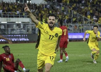 Paulo Josue yakin skuad kendalian Peter Cklamovski mempunyai peluang cerah mencipta kejutan di Piala ASEAN Persekutuan Bolasepak Antarabangsa (FIFA). - UTUSAN/AMIR KHALID