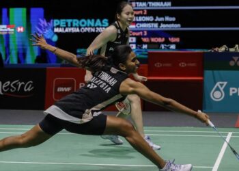 Pearly Tan-M. Thinaah digesa bangkit daripada persembahan lesu semasa Terbuka Singapura minggu lalu apabila bersaing dalam Terbuka Indonesia yang akan membuka tirai esok. - UTUSAN/SHIDDIEQIIN ZON
