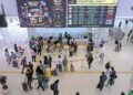 SEBAHAGIAN warga kota mula memenuhi kaunter perkhidmatan bas ekspres untuk ke destinasi masing-masing sempena cuti sekolah dan perayaan Hari Raya Aidiladha yang akan disambut Rabu ini di ketika tinjauan di Terminal Bas Bersepadu Selatan (TBS), Kuala Lumpur, semalam. - UTUSAN/FARIZ RUSADIO