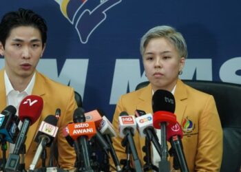 Chen Tang Jie (kiri) dan Toh Ee Wei pada sidang media selepas Majlis Anugerah Sukan Negara 2025 di Majlis Sukan Negara (MSN), Bukit Jalil, semalam. - UTUSAN/ISKANDAR ISHAK