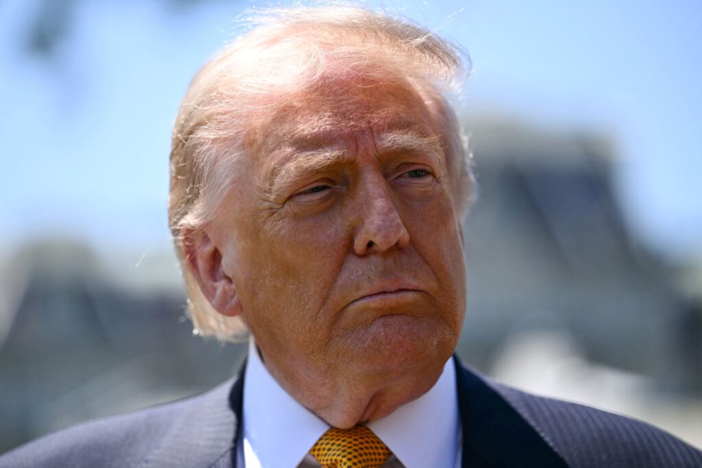 Iran patut diserang hari ini tetapi ditangguh – Trump