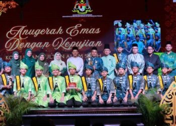 Tempat ke-3 Anugerah emas diraih oleh Kumpulan Walinong Sari daripada SMS Sultan Iskandar, pada Pertandingan Muzik Gamelan Melayu Peringkat Kebangsaan Sekolah Berasrama Penuh (SBP) 2026 di Johor Bahru, baru-baru ini.