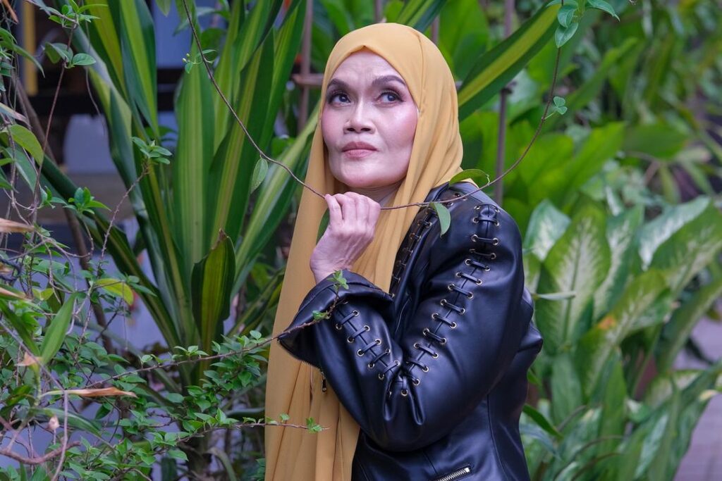 Penyanyi yang tidak mudah mengalah