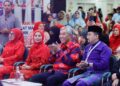 Datuk Seri Dr. Ahmad Zahid Hamidi dan Noraini Ahmad pada Kongres Pendidikan Bumiputera 2026 sempena Ulangtahun UMNO ke-80, di Kuala Lumpur. - UTUSAN/SHIDDIEQIIN ZON