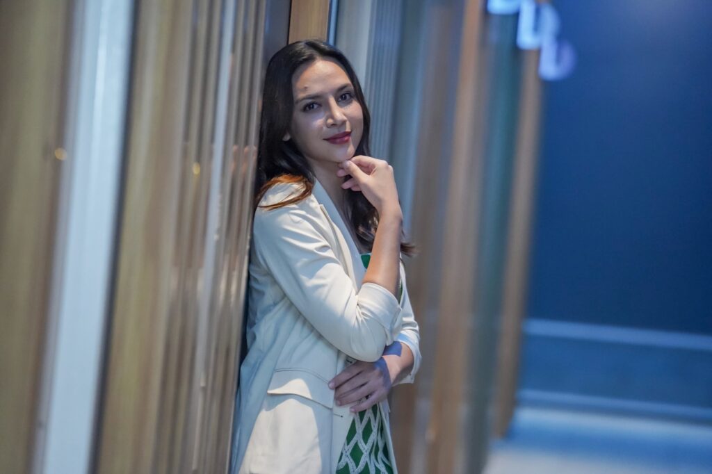 Diana Danielle isi masa di set penggambaran