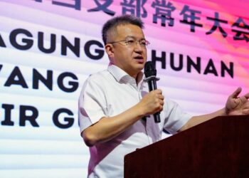 Liew Chin Tong
