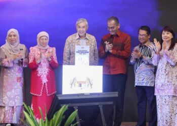 AHMAD Zahid Hamidi pada Majlis Pelancaran Pelan Tindakan Dasar Sosial Negara bagi tahu 2026 - 2030 di Pusat Dagangan Dunia, di sini hari ini. - UTUSAN/SHIDDIEQIIN ZON