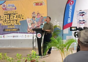 RUSLIN Jusoh sewaktu berucap pada program Jelajah Aspirasi Bebas Dadah (JABD) Tahun 2026 “Jelajah Aspirasi Gombak - Kita Turun Padang” di dewan komuniti Kampung Kemensah, Ulu Klang, hari ini.