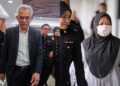 MOHD. Daud Ba­kar dan Norliza didakwa atas pertuduhan pecah amanah wang berjumlah RM10.55 juta di Mahkamah Sesyen Kuala Lumpur - UTUSAN/pix Shiddieqiin