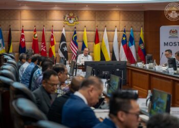 ANWAR Ibrahim ketika mempengerusikan Mesyuarat Majlis Sains Negara (MSN) Bilangan 1 Tahun 2026 di Putrajaya, semalam. – FB ANWAR IBRAHIM