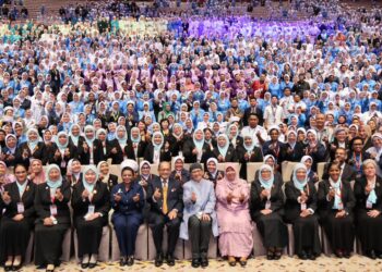 Timbalan Menteri Kesihatan, Datuk Hanifah Hajar Taib pada Sambutan Hari Jururawat Antarabangsa 2026 dan Seminar Kejururawatan di Pusat Konvensyen Antarabangsa Putrajaya di sini hari ini.