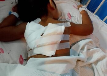 KEADAAN Muhammad Bilal Munzir Mohd. Firdaus semasa menerima rawatan di Hospital Raja Perempuan Zainab II (HRPZ II), Kota Bharu, Kelantan baru-baru ini. -  IHSAN KELUARGA