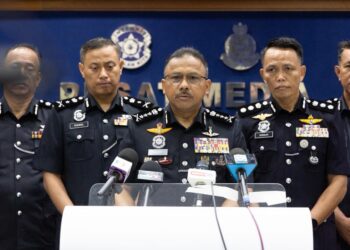 MOHD. Yusoff Mamat semasa sidang media selepas merasmi Perhimpunan Bulanan Ibu Pejabat Polis Kontinjen (IPK) Kelantan di Kota Bharu, Kelantan hari ini.UTUSAN/KAMARUL BISMI KAMARUZAMAN.