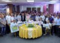 MOHAMAD Sabu (duduk, tengah) bersama Ketua Sekretariat MAHA 2026, Datuk Dr. Mohd. Haniff Hassan (duduk, dua kanan) bergambar bersama para penaja pada sesi minum petang Pitch & Connect @ MAHA 2026 di Taman Ekspo Pertanian Malaysia Serdang (MAEPS), Serdang, hari ini. - UTUSAN/FARIZ RUSADIO
