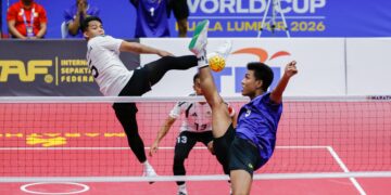 SKUAD negara yang dibarisi Mohammad Syahir Rosdi, Muhammad Haziq Hairul Nizam, Mohamad Azlan Alias, Muhammad Noraizat Mohd Nordin dan Farhan Adam gagal ke separuh akhir selepas tewas kepada Myanmar 2-0, di Stadium Titiwangsa, di sini hari ini.-UTUSAN/ SHIDDIEQIIN ZON