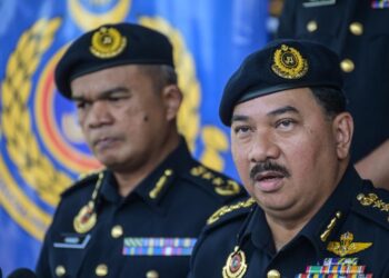 KIFLI Ma Hassan ketika bercakap pada sidang media Ops Khas Kenderaan Perdagangan yang diadakan di Stesen Penguatkuasa Gombak (SPK) hari ini. - UTUSAN/SYAKIR RADIN